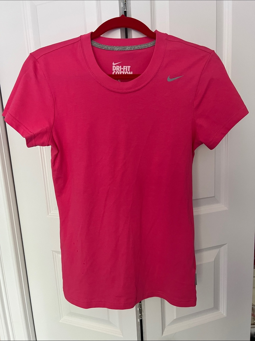 Nike Women's Short Sleeve Dri-FIT Tee in Hot Pink